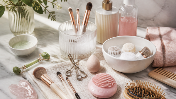 How to Maintain and Clean Your Beauty Tools for Hygiene and Longevity