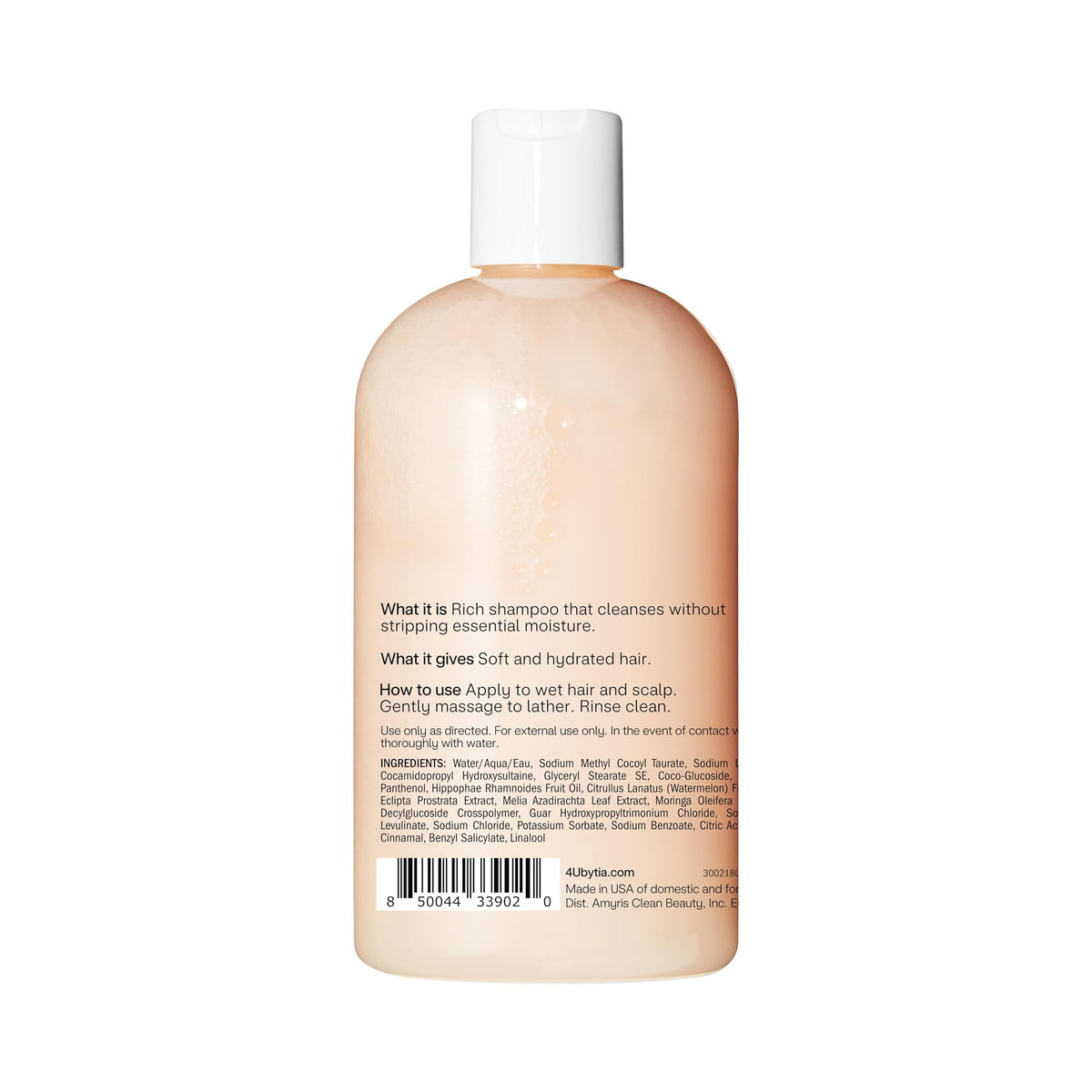 4U by Tia family washing a child’s curly hair demonstrating gentle cleansing