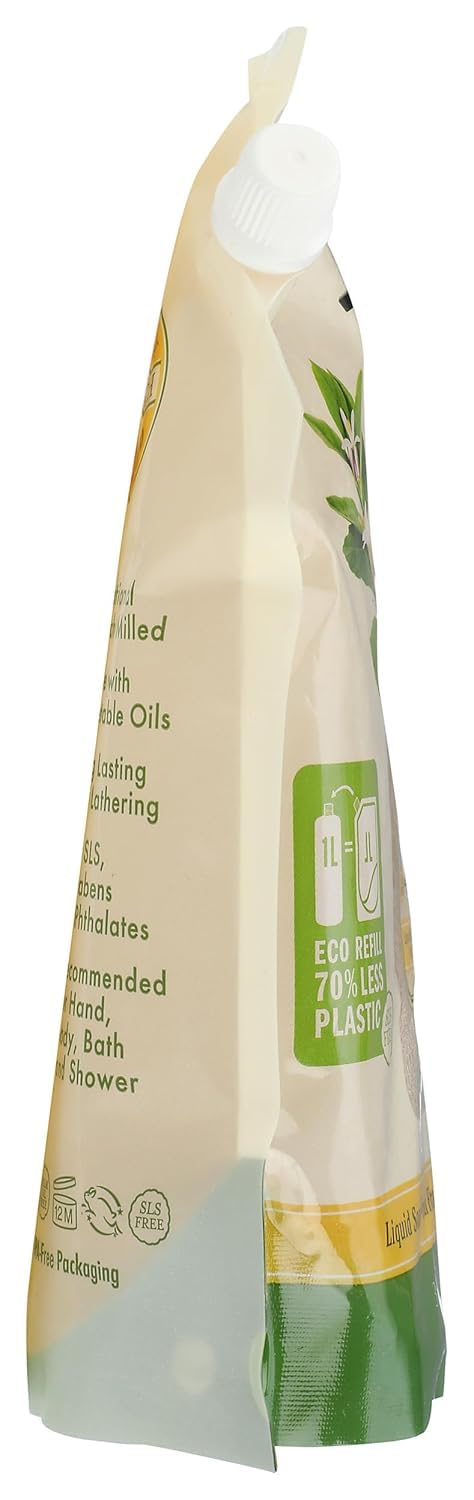 A LA MAISON pouch beside 250ml bottle for clear size and refill yield