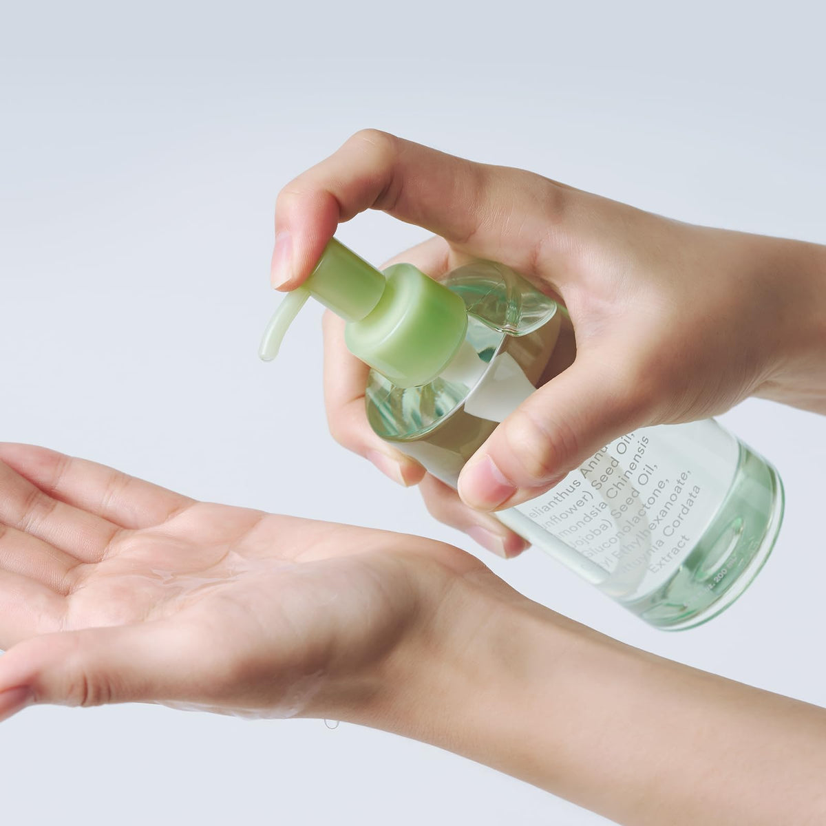 Abib oil-to-milk texture closeup demonstrating easy emulsification