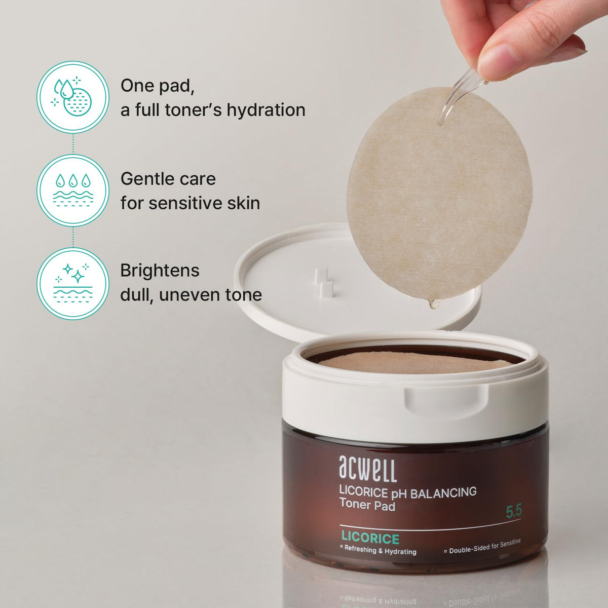 ACWELL smooth pad side detail illustrating gentle toner delivery and hydration