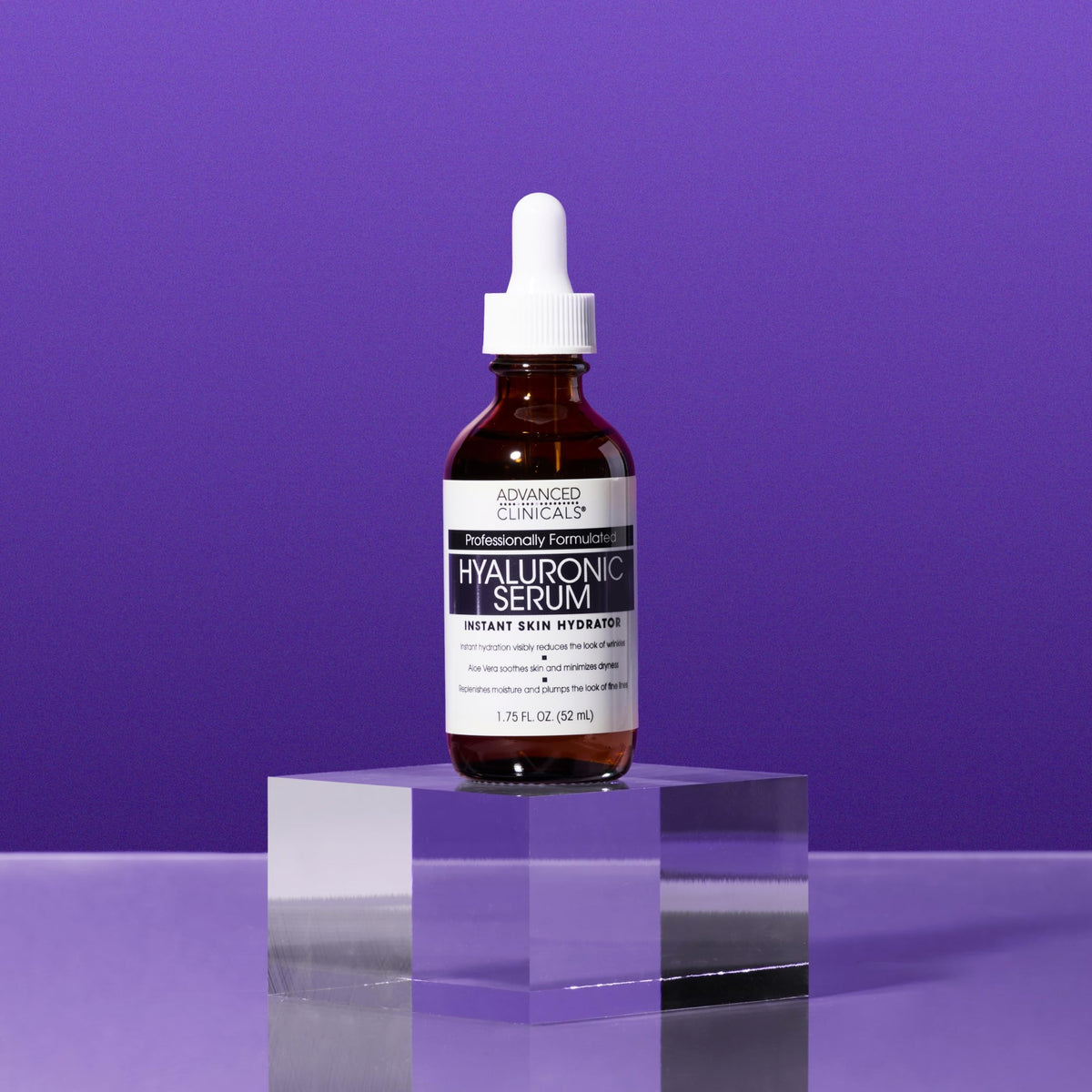 Advanced Clinicals serum being applied to model's face for hydration