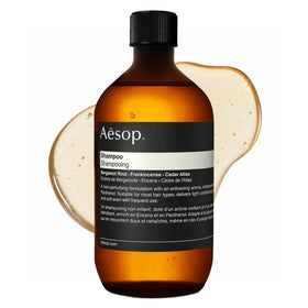 Aesop refill front label showing product name and volume for clarity and trust