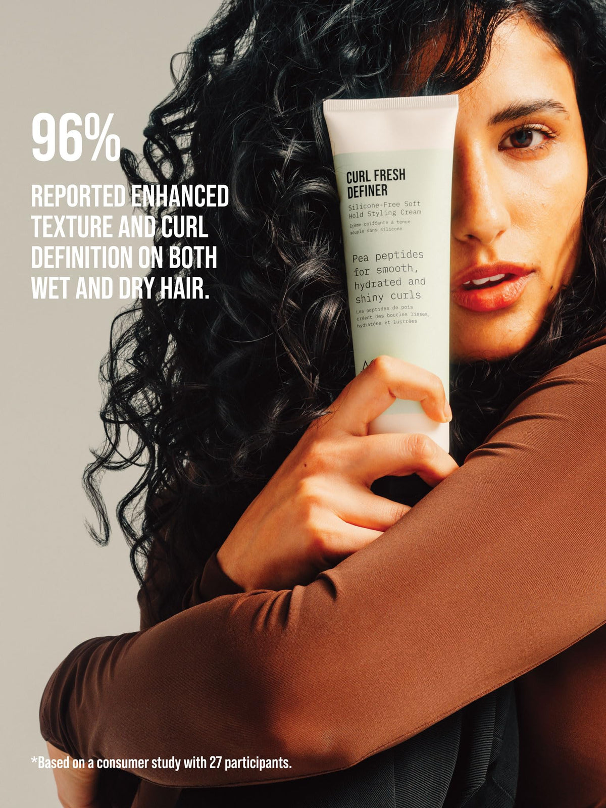AG Care cream texture close-up displaying lightweight, spreadable formula for hydration