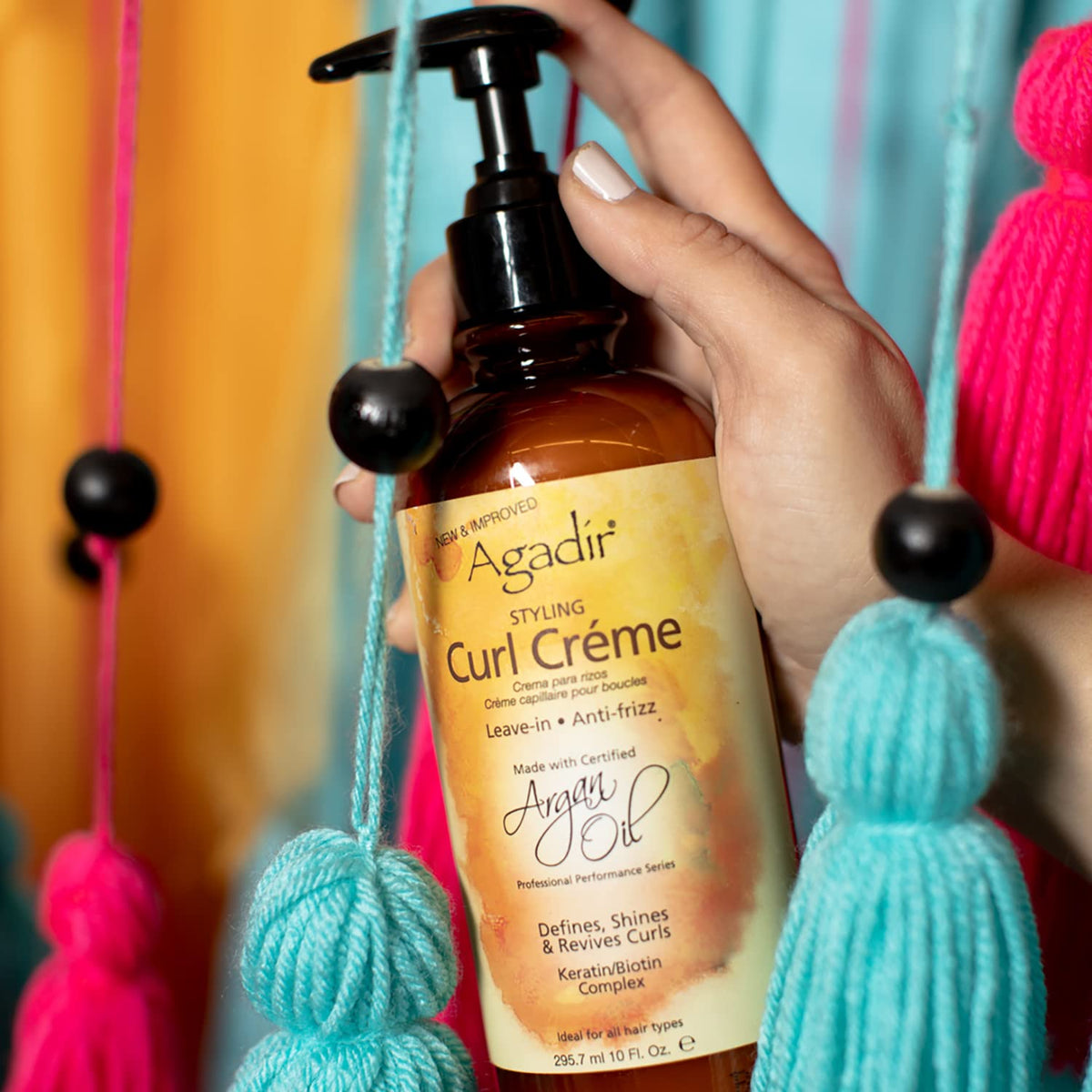 Agadir curl creme texture close-up highlighting creamy, lightweight finish