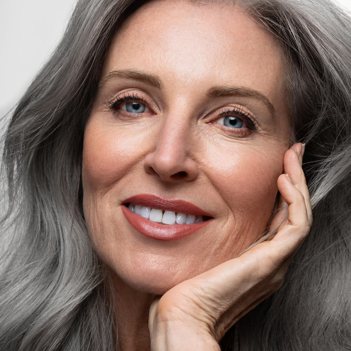 AGE beautiful close-up of cream texture showing rich hydration