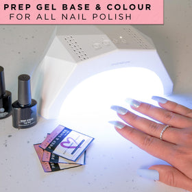 AIRRE NAILS close-up of lint-free non-woven texture for fibre-free cleansing
