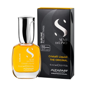 ALFAPARF MILANO lightweight oil drops on hand demonstrating smooth texture
