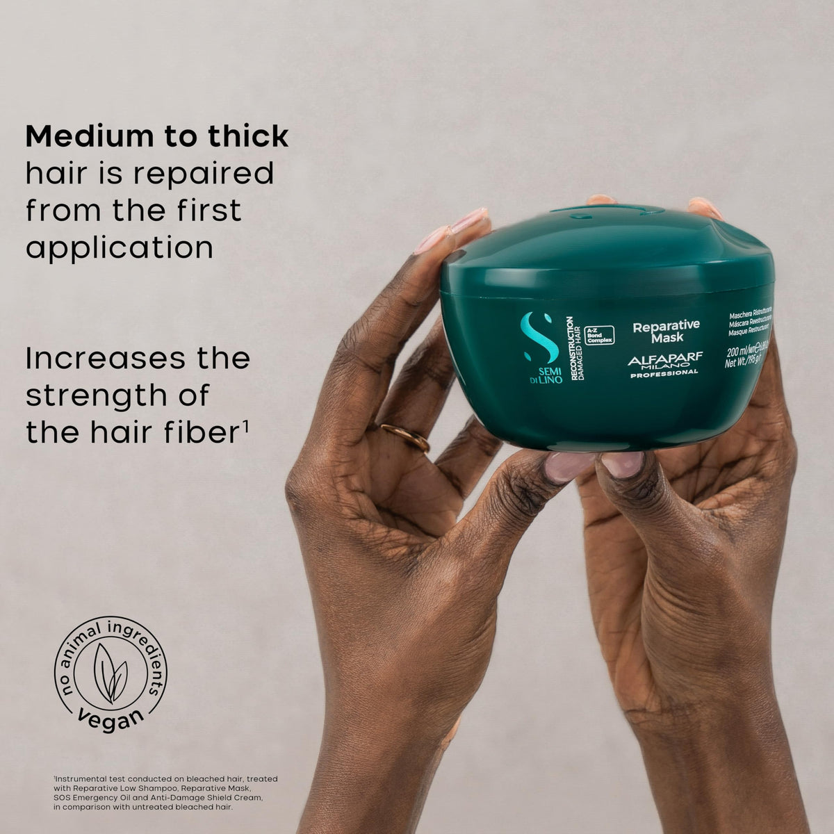 ALFAPARF MILANO application in hair to demonstrate easier combability and control