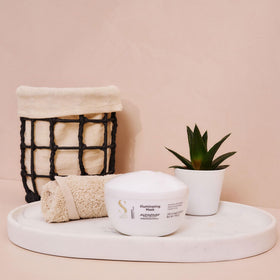 Alfaparf Milano creamy texture close-up for smooth application