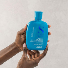 ALFAPARF MILANO creamy lather texture for gentle, hydrating cleanse