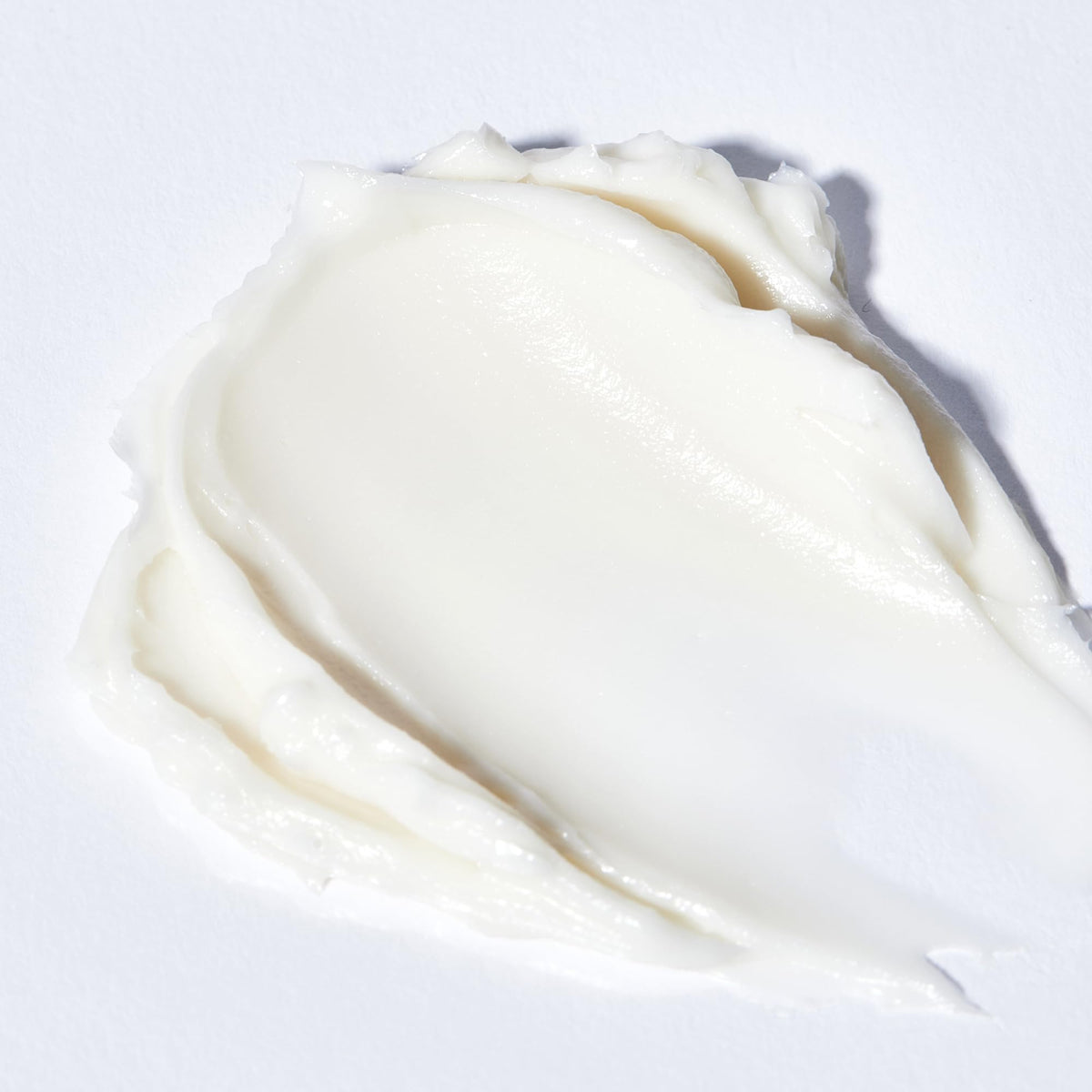 Algenist before-and-after facial use illustrating improved glow and smoother texture