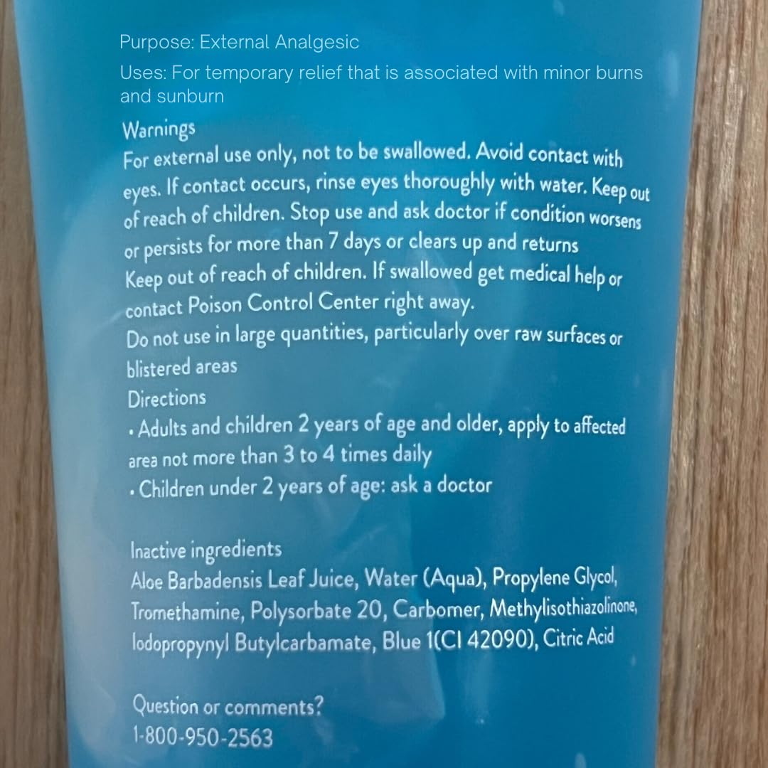 ALOE UP gel texture closeup demonstrating lightweight hydration