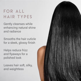 ALURAM shampoo lather texture close-up demonstrating lightweight, foaming hydration
