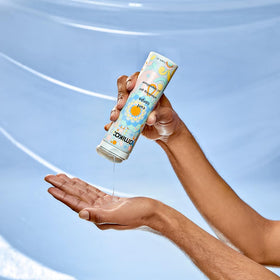 Amika gel texture close-up highlighting smooth, non-crunchy formula