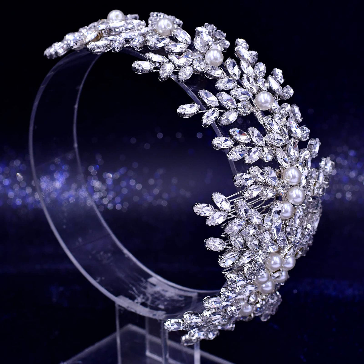 AMORARSI detailed shot of pearl accents adding soft contrast and grace