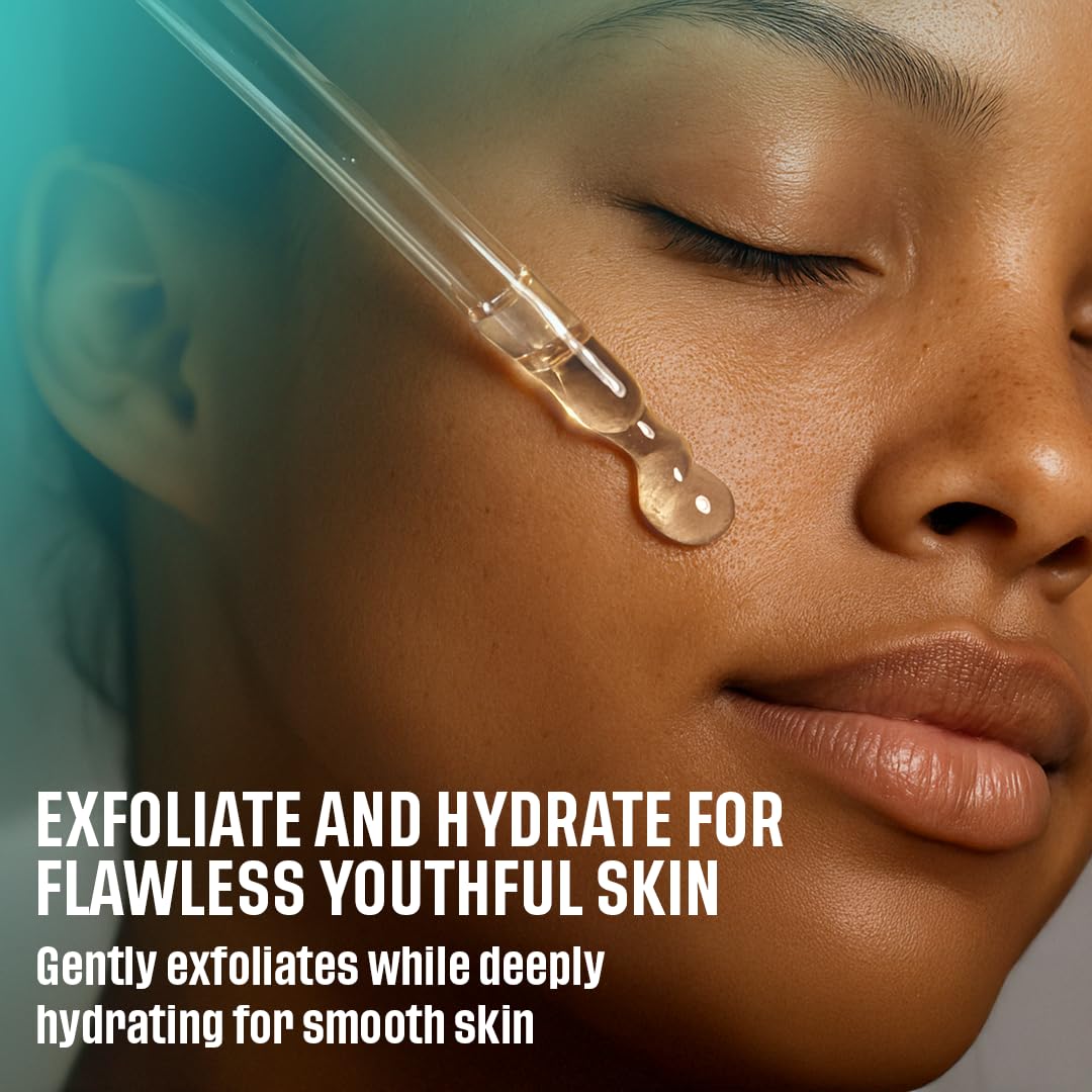 Amour De Moi close-up of serum droplet texture with hyaluronic smoothing effect