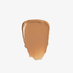 Anastasia Beverly Hills application on face in everyday setting for quick glow
