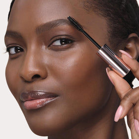 anastasia beverly hills gel texture close-up highlighting lightweight, residue-free finish