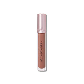 Anastasia Beverly Hills paddle applicator close-up for precise application