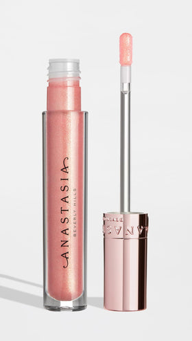 Anastasia Beverly Hills applicator close-up demonstrating precise paddle applicator benefit