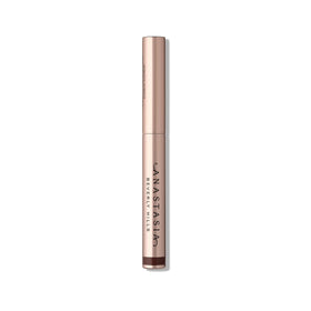 Anastasia Beverly Hills close-up felt tip highlighting precision control