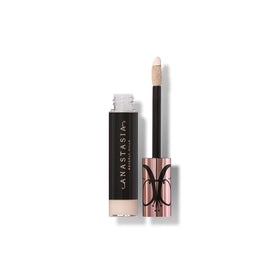 Anastasia Beverly Hills concealer front packaging showing shade 4 and benefits