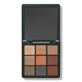Anastasia Beverly Hills open palette with mirror visible, enabling on-the-go application