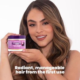 ANYELUZ application on wet hair demonstrating smoothing action