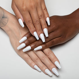 APRÉS cured nails closeup in Cloud Nine showing glossy finish and durability