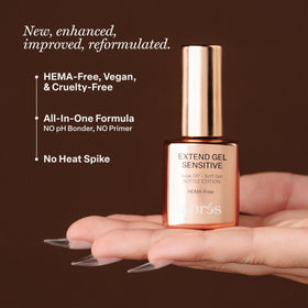 APRÉS gel droplet texture demonstrating thin consistency for precise application