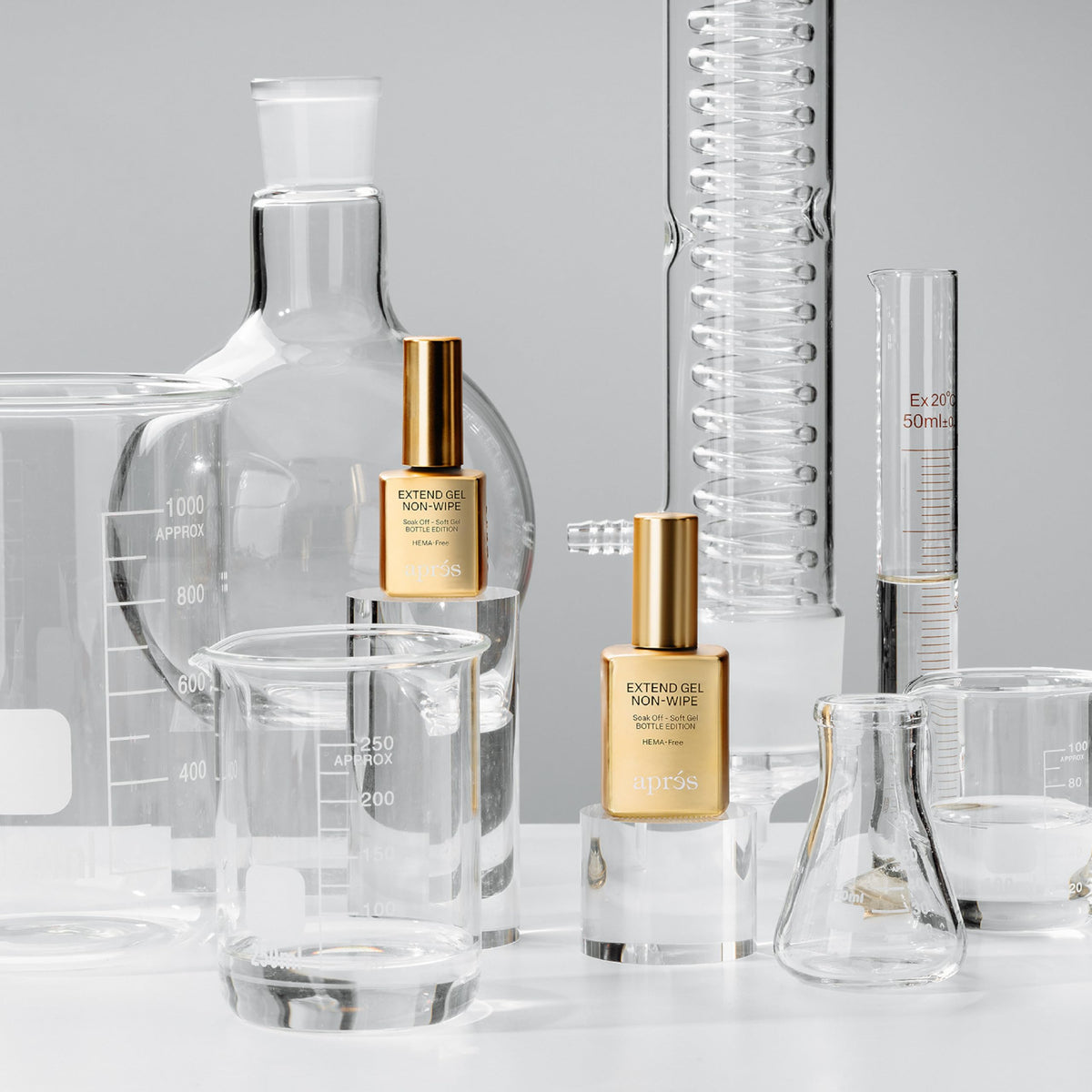 APRÉS bottle beside a ruler showing 15ml scale for accurate sizing