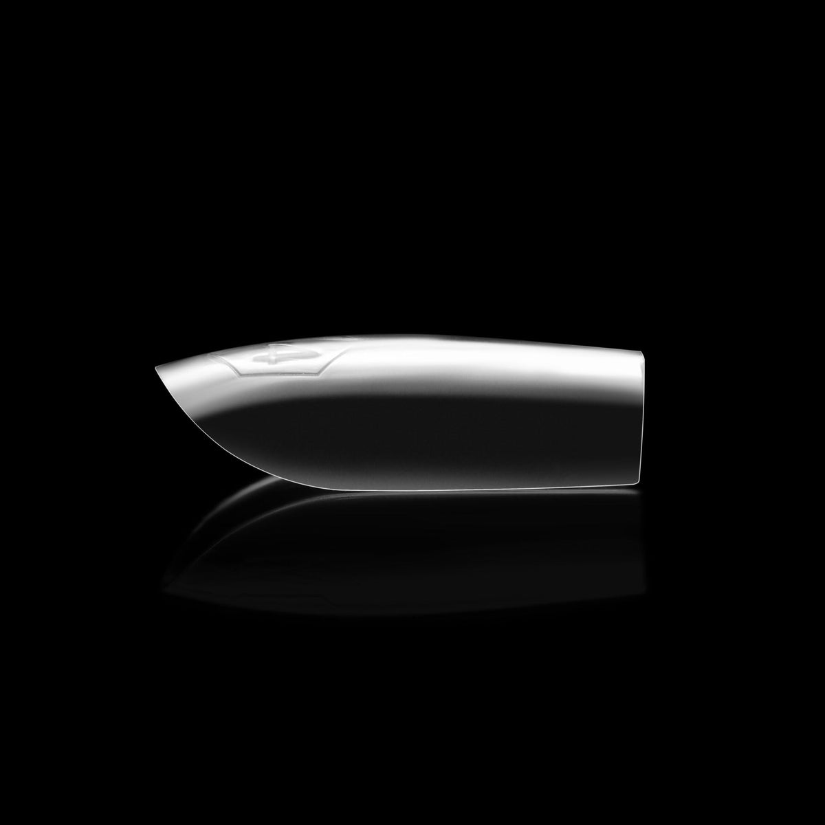 APRÉS natural square profile showcasing clean modern nail shape