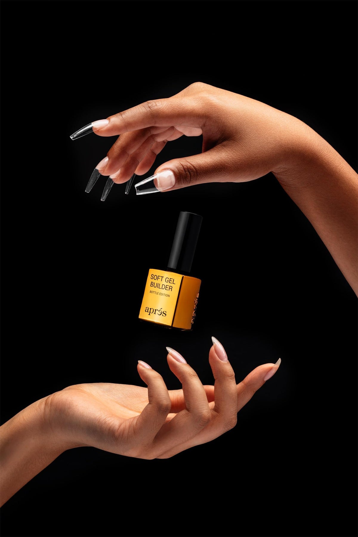 APRÉS gel applied on Gel-X extension illustrating durable bond and seamless fill
