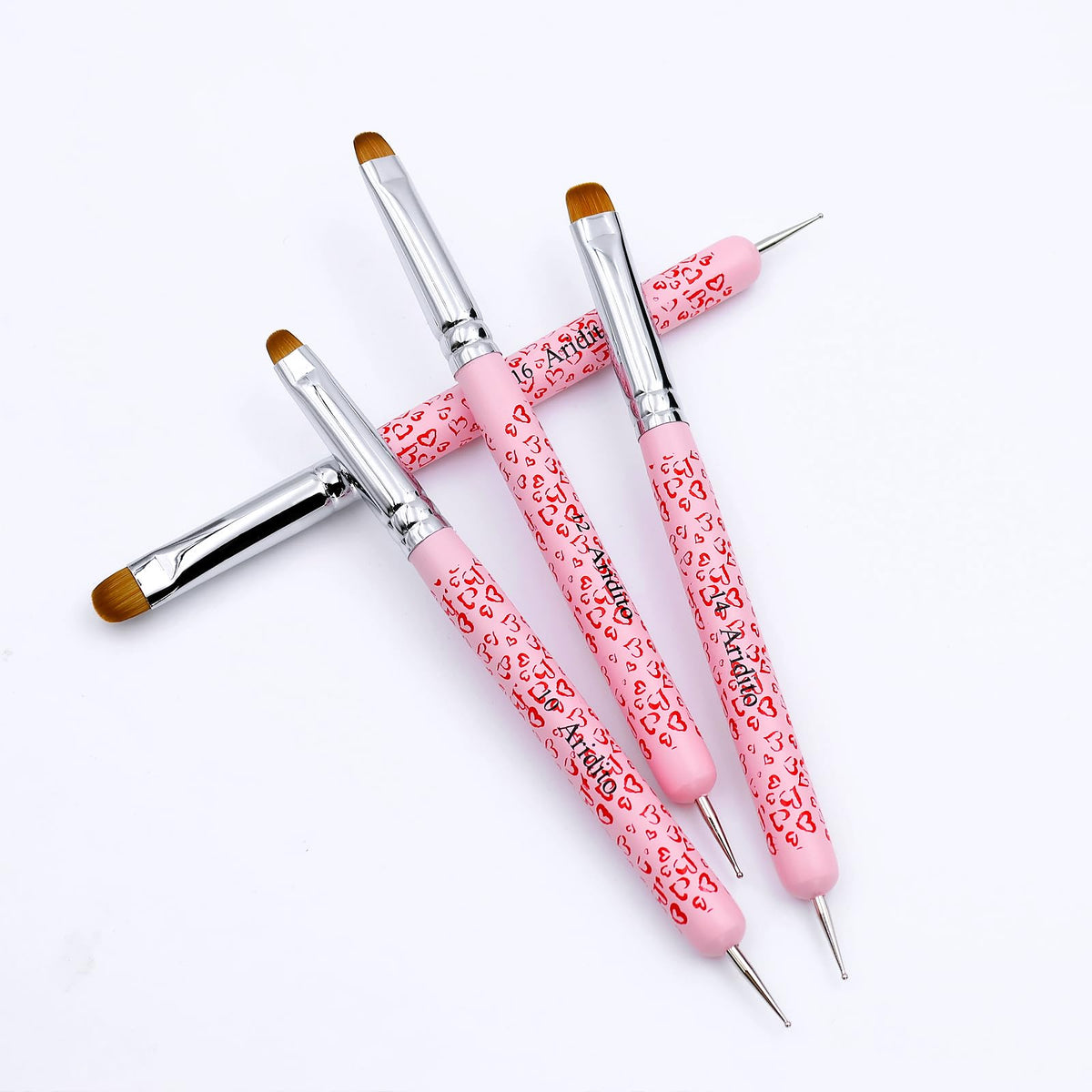 Aridito tapered bristles detail demonstrating precise clean-up accuracy
