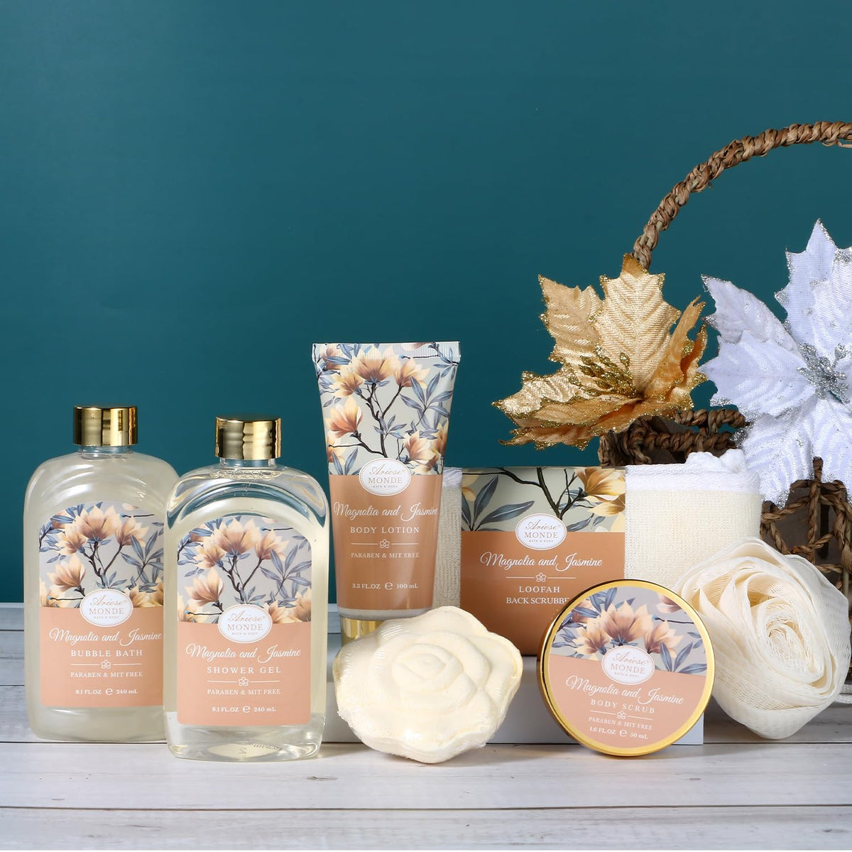 ArioseMonde body lotion pouring on hand showing moisturizing action with shea butter