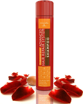 Arvazallia argan and macadamia oil texture close-up highlighting nourishment