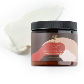 As I Am label close-up highlighting ingredients like pro-vitamin B5 and benefits