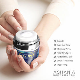 Ashania serum droplet close-up highlighting lightweight texture and quick absorption benefit