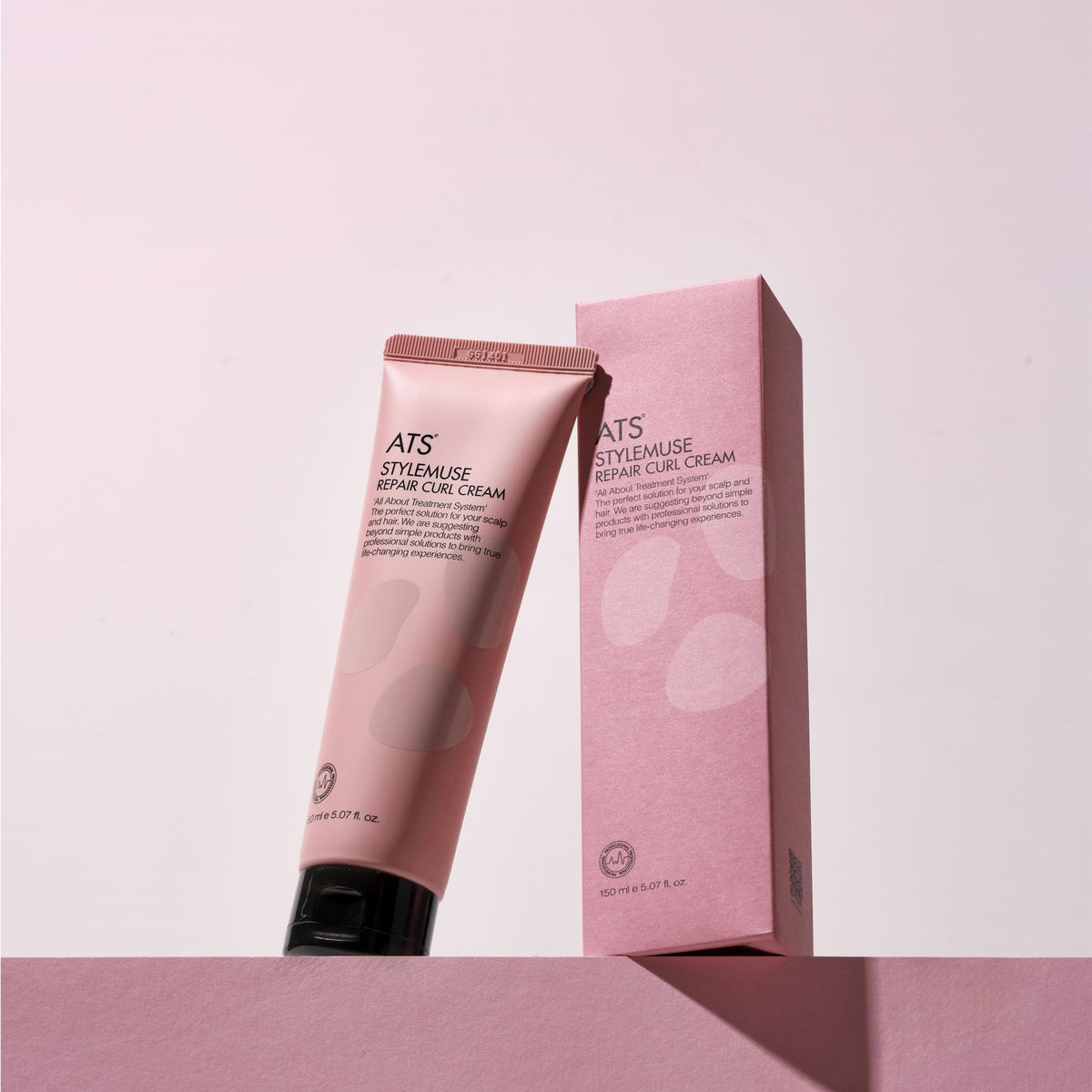 ATS Professional close-up of cream texture showing smooth slip