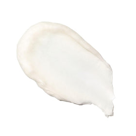 Augustinus Bader shampoo foam texture close-up demonstrating gentle lather
