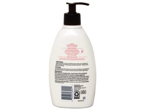 Aveeno in-hand application demonstrating smooth spread and fast absorption benefit
