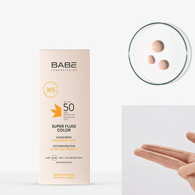 Babe sunscreen in outdoor setting illustrating daily protection while active