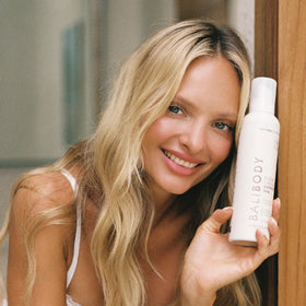 BALI BODY pump dispensing mousse highlighting easy, controlled application
