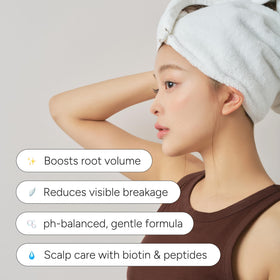 BANANAL shampoo texture on hand highlighting nourishing proteins