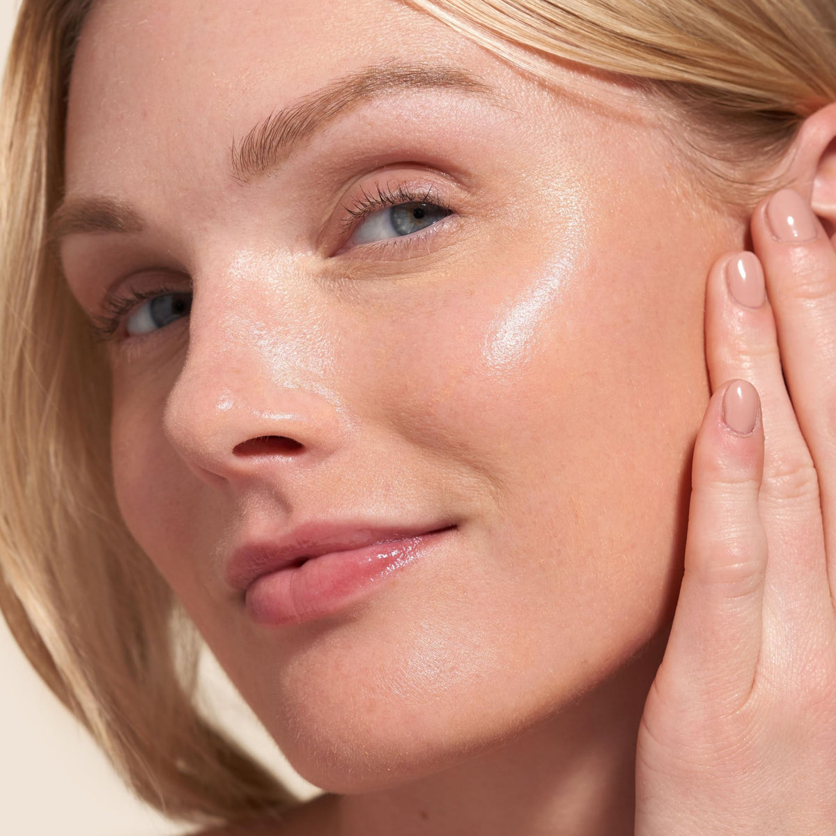 barefaced application on face demonstrating quick absorption benefit