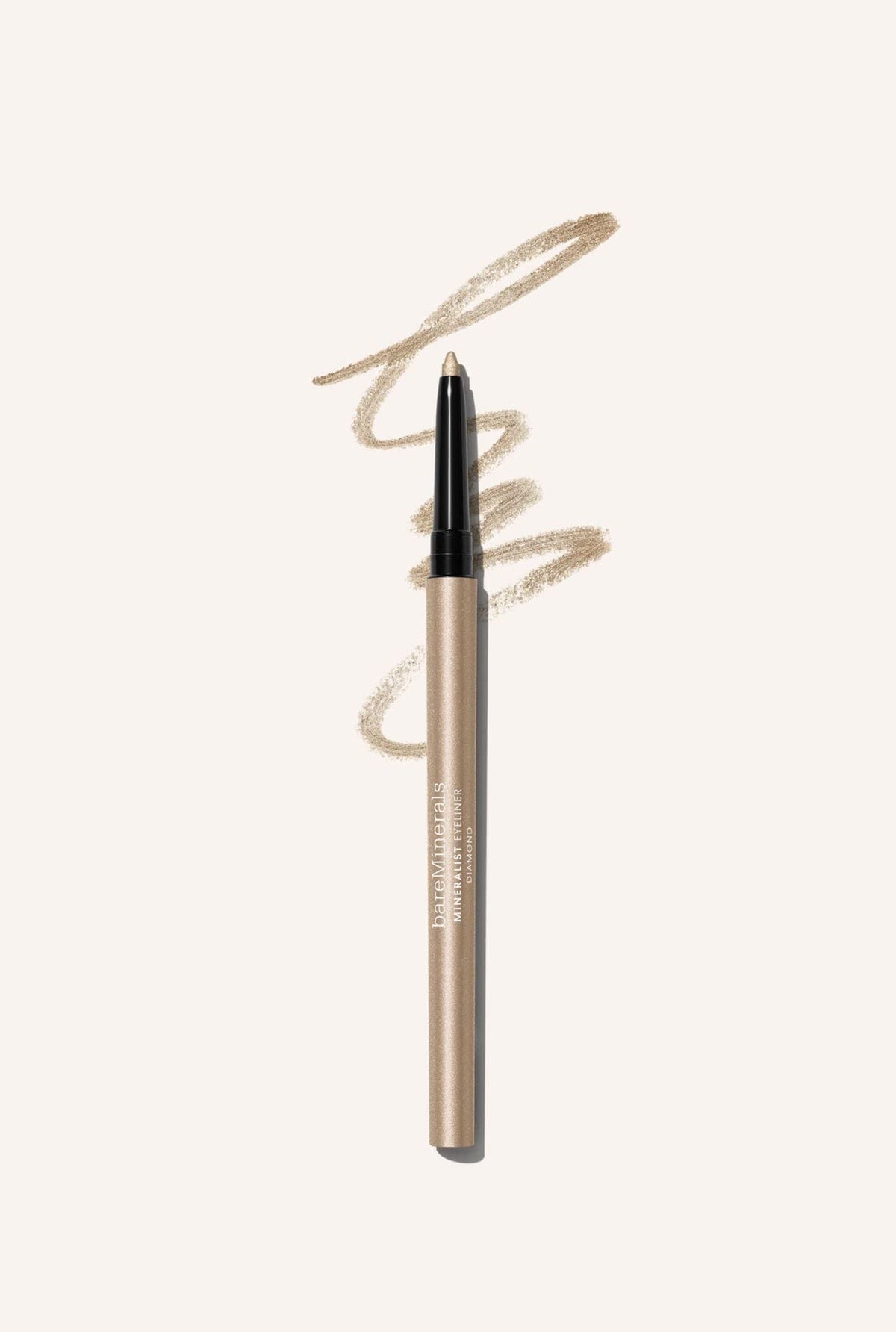 bareMinerals application on eyelid close-up demonstrating blendable, long-lasting color