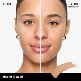 bareMinerals open powder pan showing pressed powder and matte finish for smooth coverage