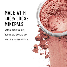 bareMinerals close-up texture of powder transforming to silky finish for blendability