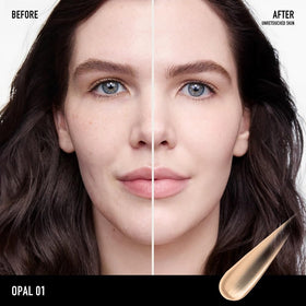 bareMinerals ingredient visual showing hyaluronic acid and squalane for moisture
